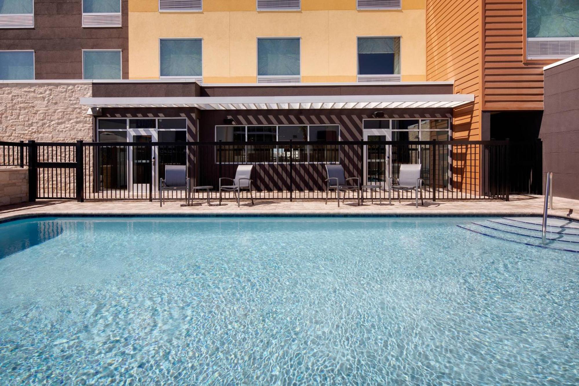 Fairfield Inn & Suites By Marriott Tampa Wesley Chapel Esterno foto